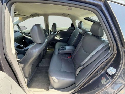 Used 2011 Toyota Prius Four w/ Navigation Pkg image 24