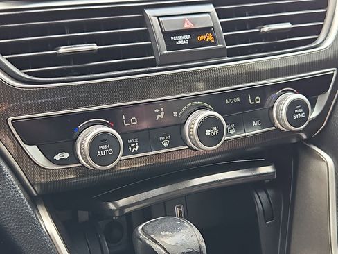 Used 2019 Honda Accord Sport image 24