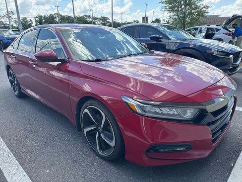 Used 2018 Honda Accord Sport image 3