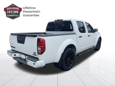 Used 2021 Nissan Frontier SV w/ Midnight Edition Floor Mats image 5