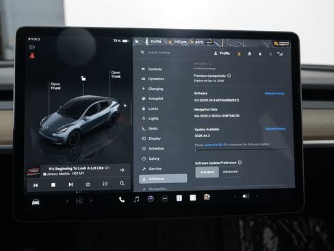 Used 2022 Tesla Model Y Performance image 34