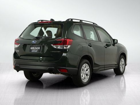 Used 2023 Subaru Forester AWD/4WD image 5