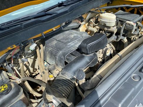 Used 2017 Chevrolet Silverado 2500 LT image 44