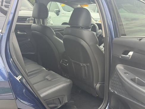 Used 2022 Hyundai Santa Fe SEL w/ Convenience + Premium Package FWD image 18