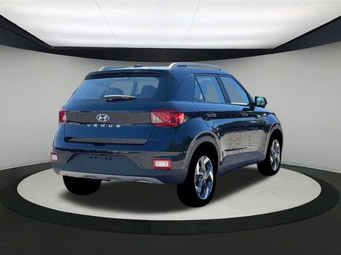 New 2026 Hyundai Venue SEL image 7