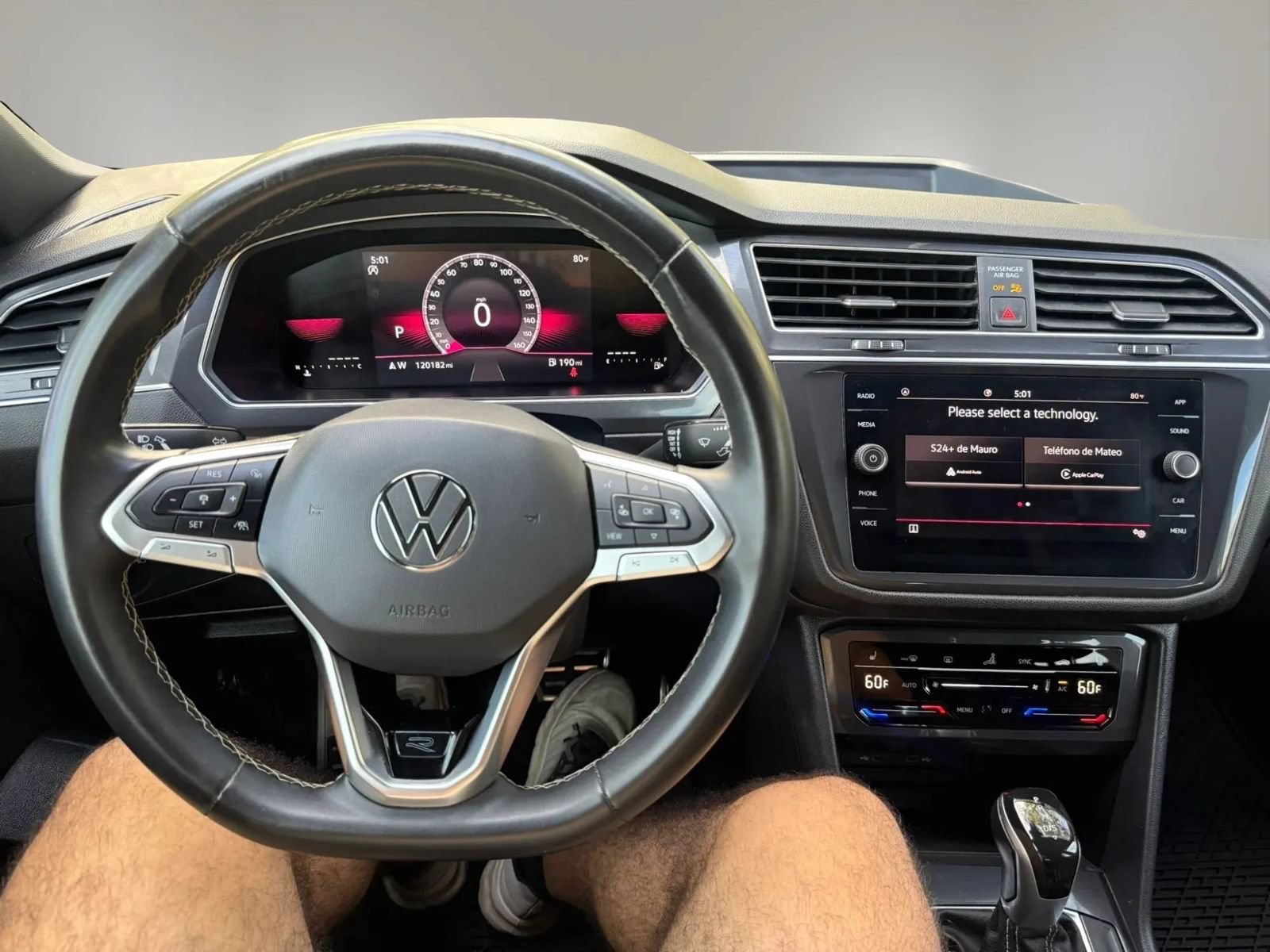 Used 2023 Volkswagen Tiguan SE R-Line FWD image 30