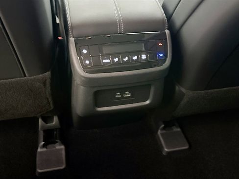 Certified 2025 INFINITI QX60 Pure image 31