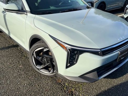 Certified 2025 Kia K4 EX image 2