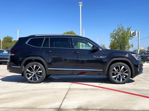 New 2026 Volkswagen Atlas SEL Premium R-Line image 7