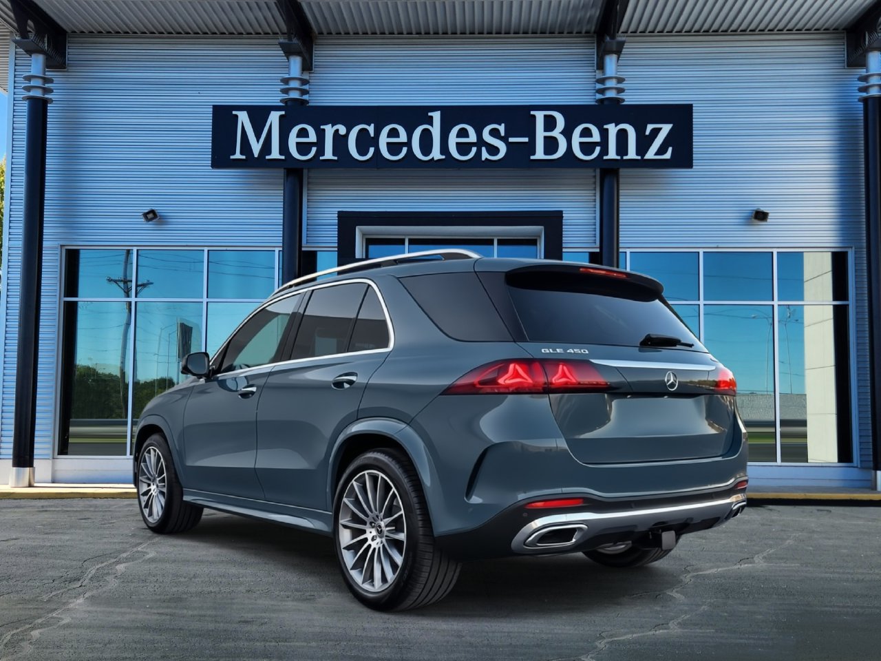 New 2027 Mercedes-Benz GLE 450 4MATIC image 4