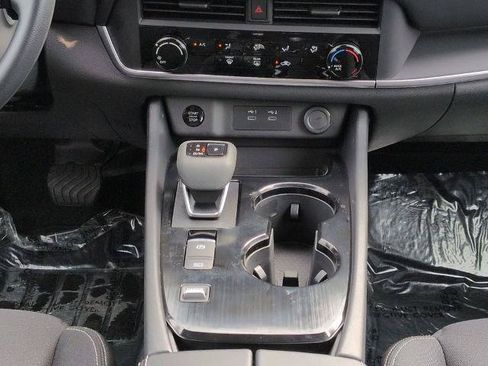 Certified 2026 Nissan Rogue S FWD image 19