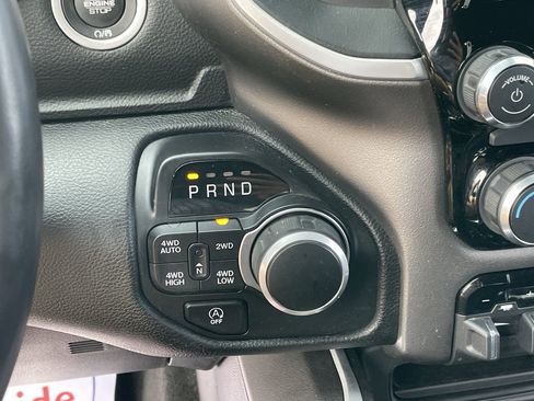 Used 2020 RAM 1500 Big Horn AWD/4WD image 36