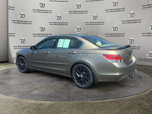 Used 2009 Honda Accord LX image 3