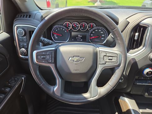 Used 2022 Chevrolet Silverado 1500 RST w/ Z71 Off-Road Package AWD/4WD image 19