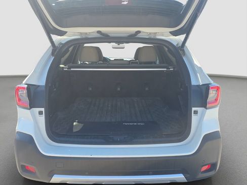 Used 2024 Subaru Outback Limited AWD/4WD image 17