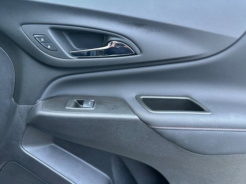 Certified 2024 Chevrolet Equinox RS w/ RS Leather Package image 19