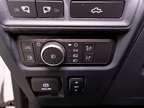 Used 2022 Ford F150 Lariat AWD/4WD image 39