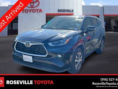 Used 2023 Toyota Highlander XLE