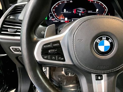 Used 2021 BMW X5 xDrive40i w/ M Sport Package AWD/4WD image 24