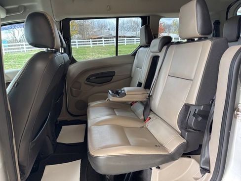 Used 2014 Ford Transit Connect XLT image 30