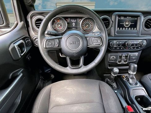 Used 2023 Jeep Wrangler Unlimited Sport AWD/4WD image 5