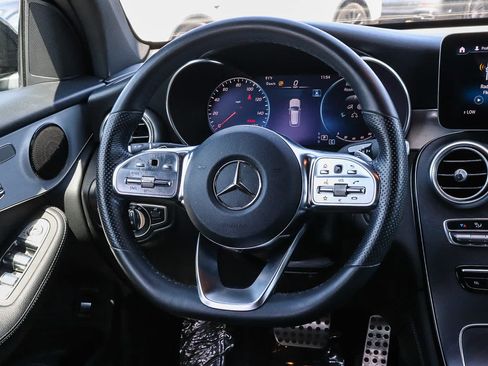 Used 2021 Mercedes-Benz GLC 300 image 21