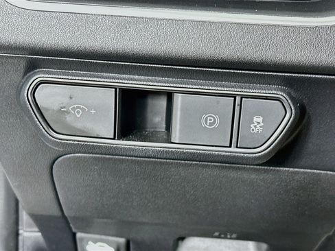 Used 2025 Kia K4 FWD image 17