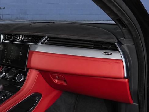Used 2022 Jaguar F-PACE SVR AWD/4WD image 12