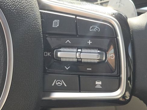 Used 2025 Kia Sorento EX w/ EX Panoramic Sunroof Package AWD/4WD image 36