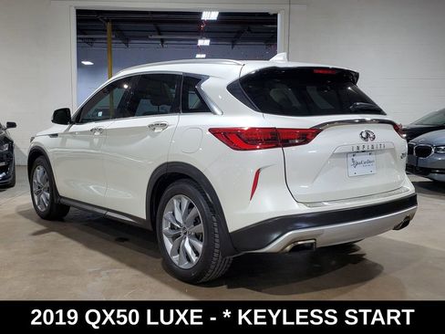 Used 2019 INFINITI QX50 Luxe w/ Navigation Package image 11
