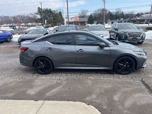 Used 2022 Nissan Sentra SR w/ Midnight Edition image 20