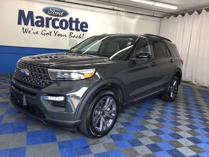 Certified 2024 Ford Explorer XLT w/ Equipment Group 202A