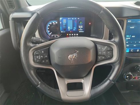 Used 2021 Ford Bronco Outer Banks image 15