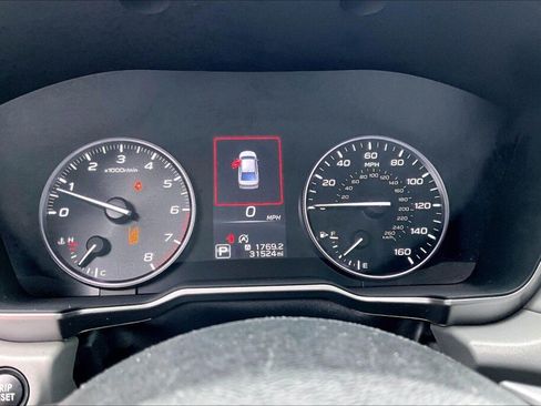 Used 2024 Subaru Legacy Limited AWD/4WD image 8
