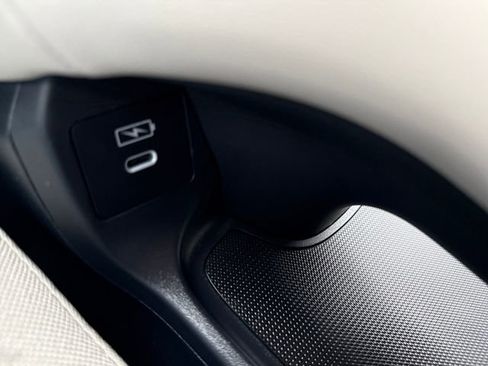 Used 2024 Honda HR-V LX image 28