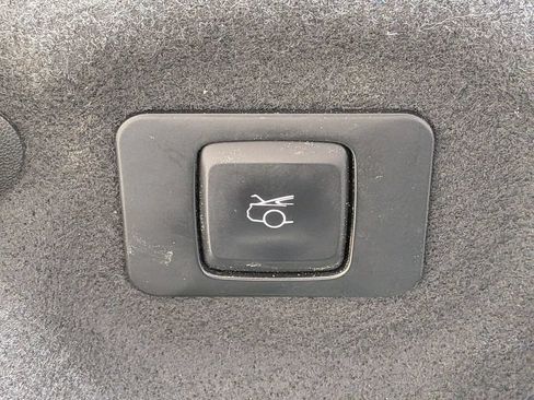 Used 2016 Lincoln MKZ Hybrid w/ Equipment Group 600A Reserve FWD image 29
