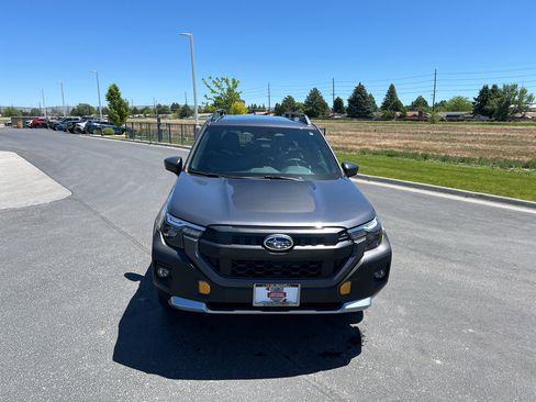 Used 2026 Subaru Forester Wilderness AWD/4WD image 7