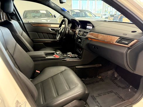 Used 2013 Mercedes-Benz E 63 AMG E63 AMG Sedan image 24