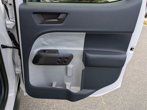 New 2025 Ford Maverick XLT w/ XLT Luxury Package image 33