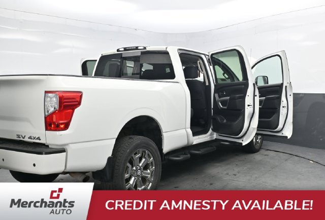 Used 2021 Nissan Titan SV AWD/4WD image 47