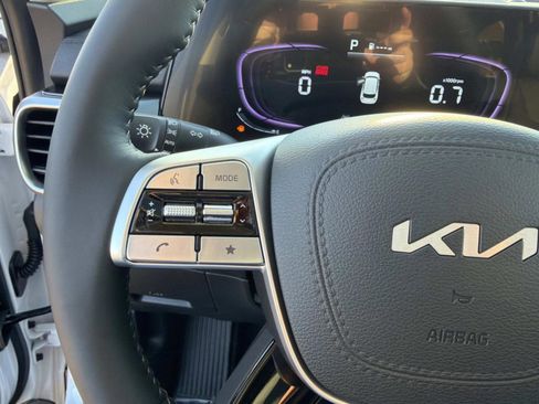 New 2025 Kia Telluride S image 23