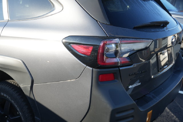 Used 2025 Subaru Outback Wilderness AWD/4WD image 16