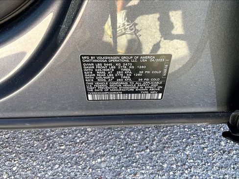 Certified 2023 Volkswagen Atlas Cross Sport SE image 30