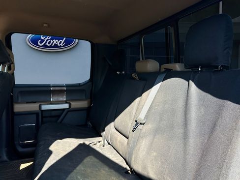 Used 2022 Ford F250 Lariat w/ Lariat Ultimate Package AWD/4WD image 12