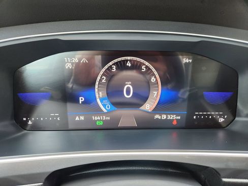 Certified 2024 Volkswagen Tiguan SE image 17