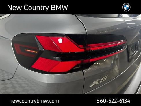 New 2026 BMW X5 xDrive40i w/ Climate Comfort Package image 32