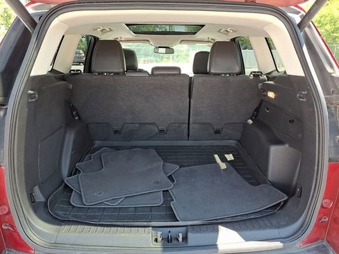 Used 2018 Ford Escape Titanium w/ Ford Safe & Smart Package AWD/4WD image 29