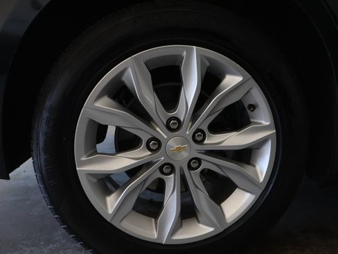 Used 2023 Chevrolet Malibu LT FWD image 33