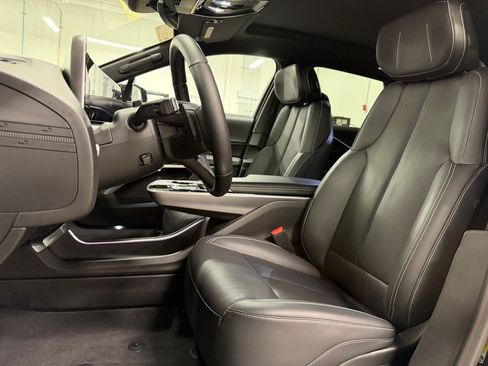 Certified 2024 Cadillac Lyriq Sport w/ LPO, Floor Liner Package AWD/4WD image 4