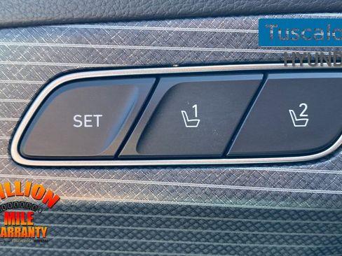 Used 2023 Hyundai Palisade Limited image 15